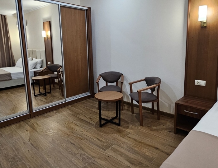 Люкс 2-комнатный с балконом и видом на горы - Отель «Белла» Гагра