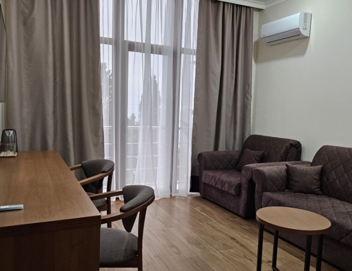 Люкс 2-комнатный с балконом и видом на горы - Отель «Белла» Гагра